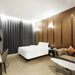 Hound Airport Incheon