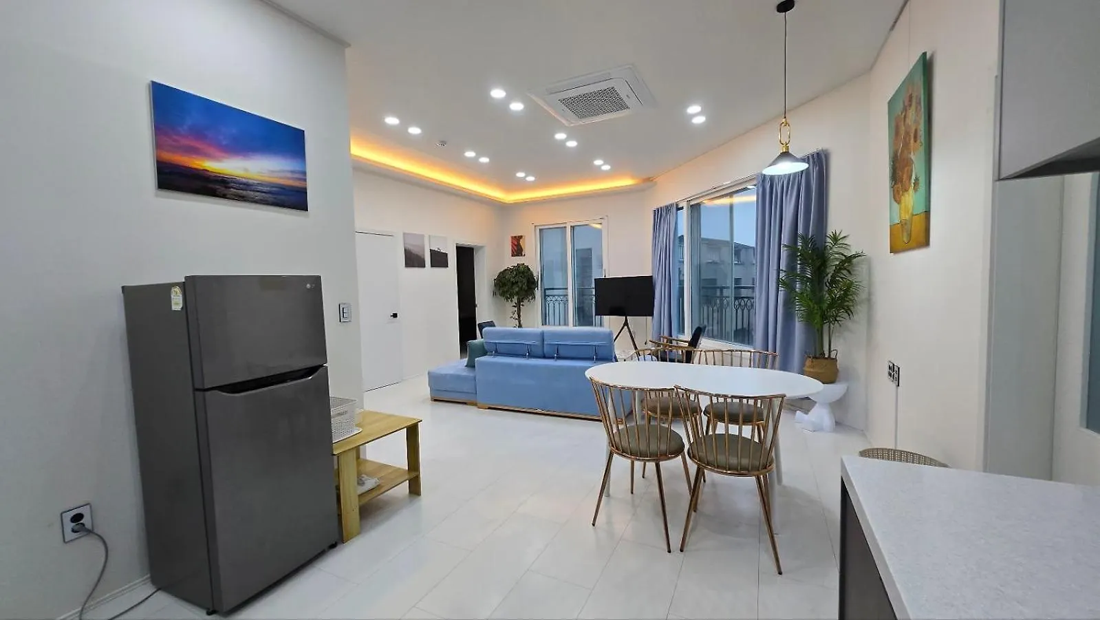A Bridge House 5-B Hotel Incheon Guest house